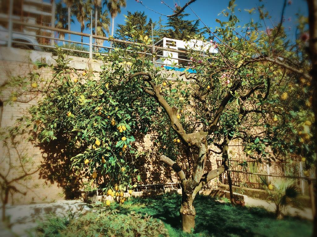 Aloha House Hotel Formia Exterior foto